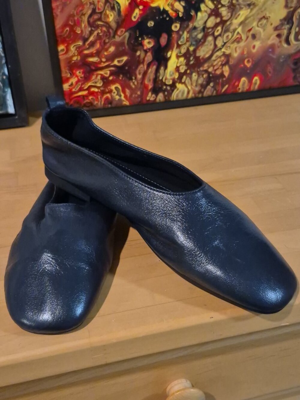 MARKS AND SPENCER - Leather Flats - Brand new. Size 9. ( UK7)